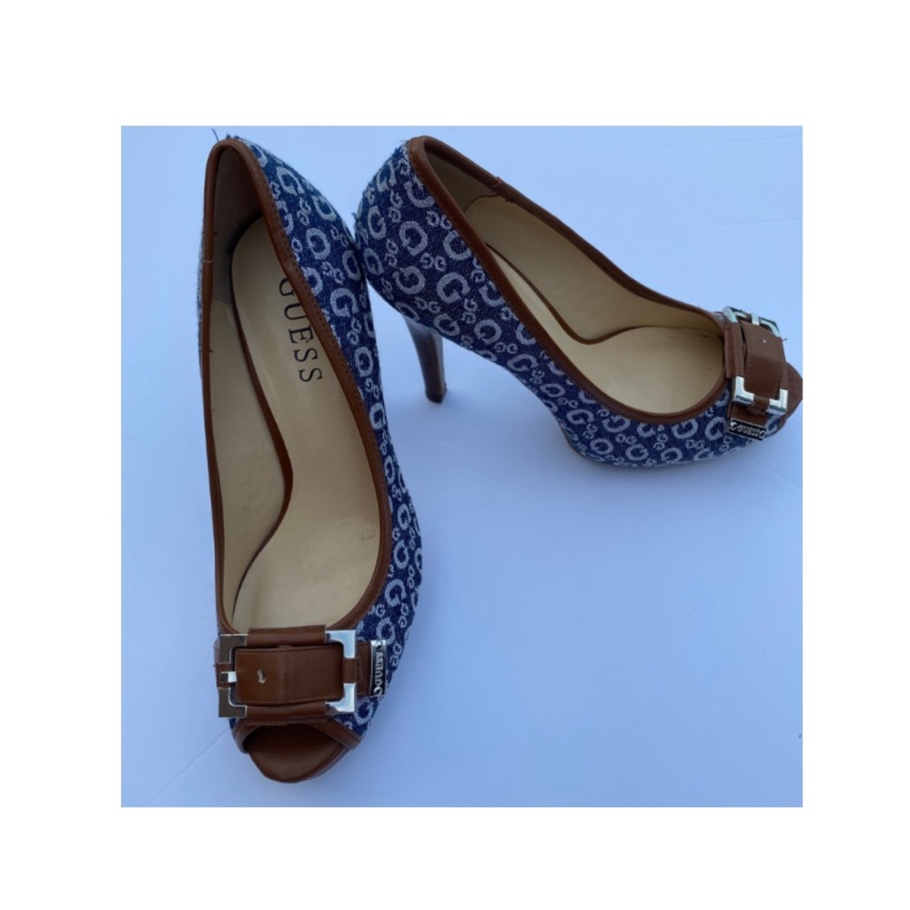 Guess peep toe high heel shoes